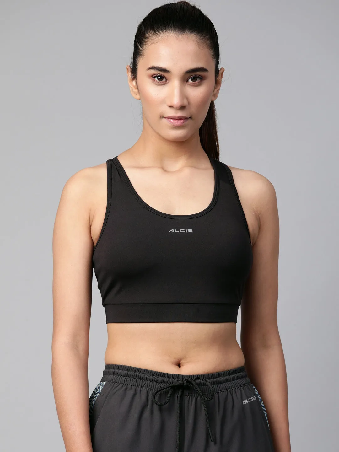 Alcis Black Solid Non-Wired Lightly Padded Workout Bra