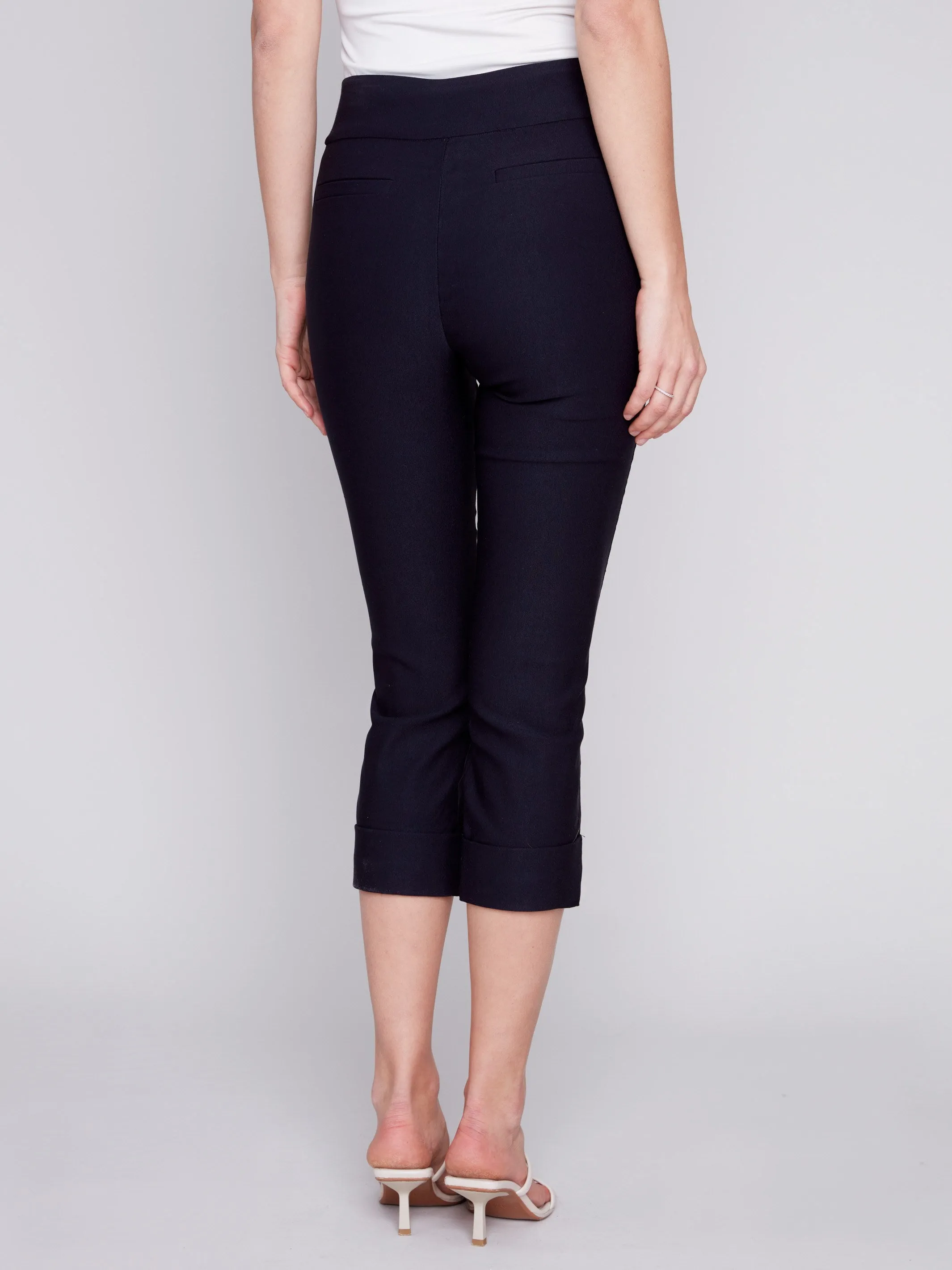 Stretch Pull-On Capri Pants - Black